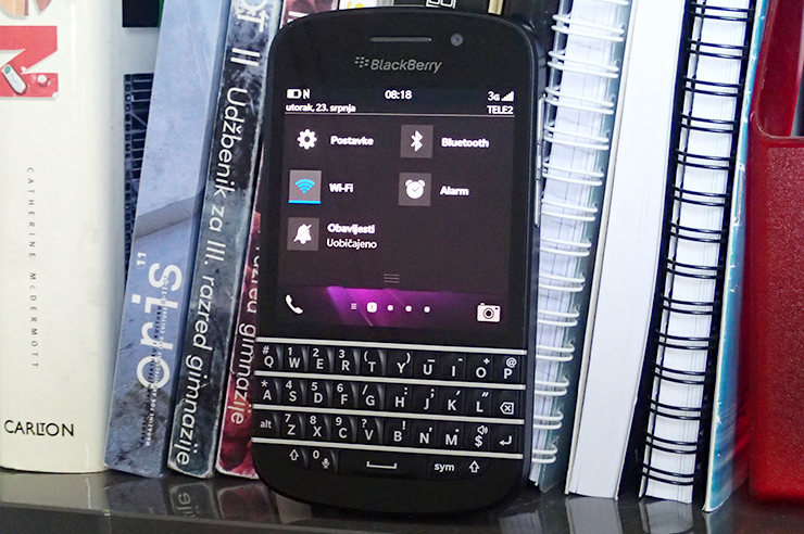 BlackBerry-Q10-(8).png